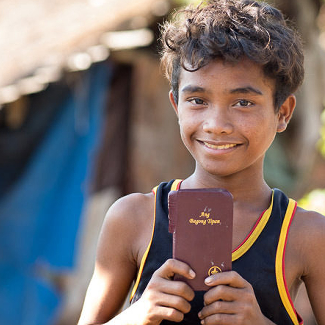 Give a Copy of God's Word - Image 3